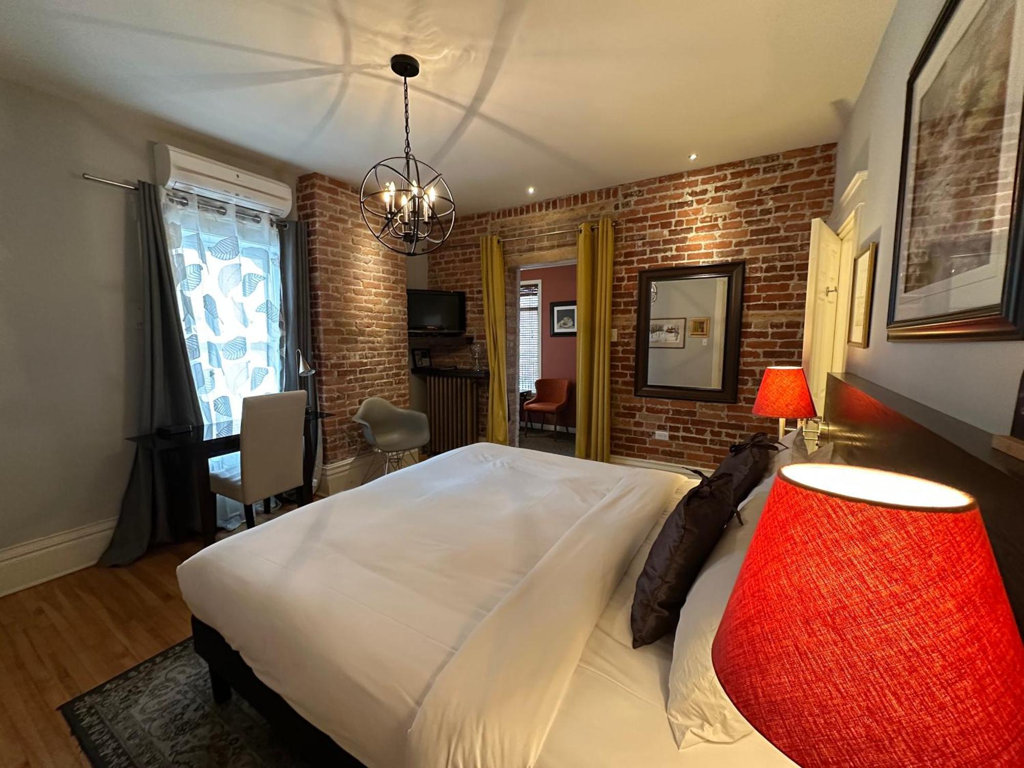 Auberge Aux Deux Lions Quebec City Bagian luar foto